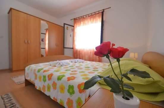 Apartamento Apartman Gordana, Poljica Vrsi Exterior foto